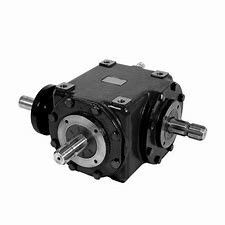 Màu đen 14 vòng / phút đến 280 vòng / phút Bộ giảm tốc bánh răng xoắn ốc Chốt răng cứng