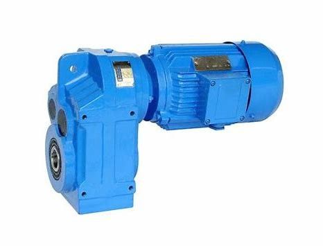 0,12 đến 200KW Hộp giảm tốc trục xoắn song song Dòng R IP55
